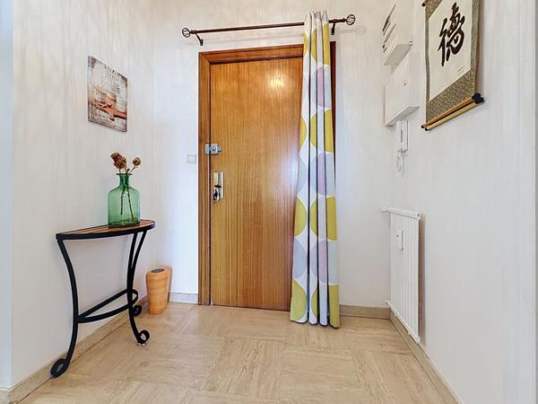 a vendre Grand T2 lumineux avec terrasse à Angers, secteur L'arboretum