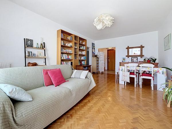 a vendre Grand T2 lumineux avec terrasse à Angers, secteur L'arboretum