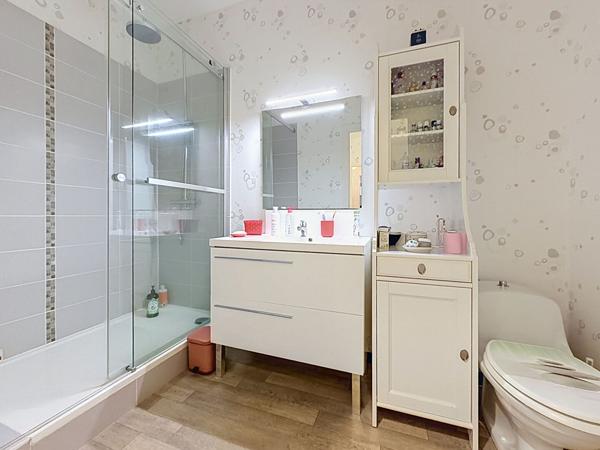 a vendre Grand T2 lumineux avec terrasse à Angers, secteur L'arboretum
