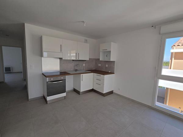 APPARTEMENT T3 NEUF - RESIDENCE SECURISEE - 2 PLACES DE PARKING - ASCENSEUR - BALCON