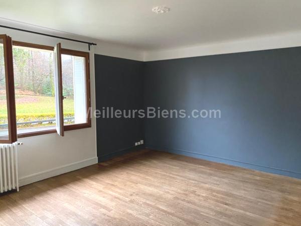 En vente pour famille avec enfant à Sèvres : appartement