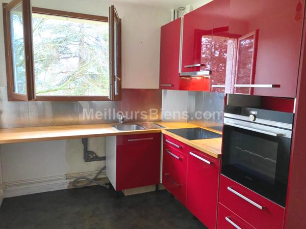 En vente pour famille avec enfant à Sèvres : appartement