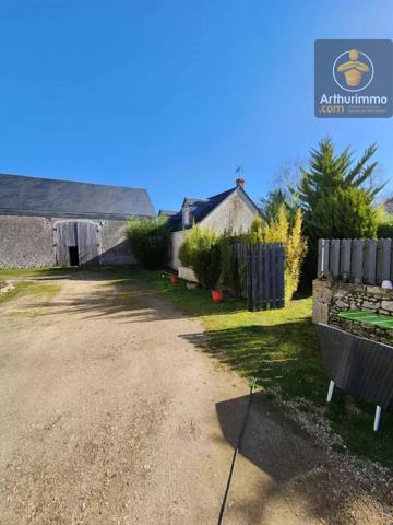Vente                                                      Maison
                        
                     5 pièces                      214 m2                     à Villorceau