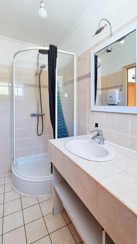 Secteur recherché - Maison familiale avec garage 35m2 - Piscine - Jardin exposé sud