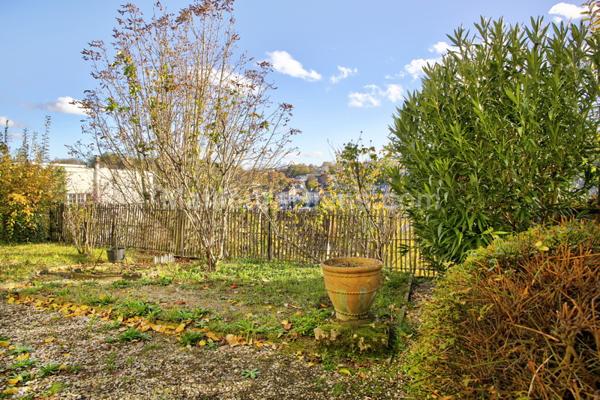 SEVRES BRANCAS Maison 1920  plein sud avec magnifique vue et potentiel d'aménagement!