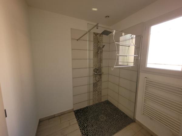 Villa 76m², 3 pièces, Nyons (26) Nyons (26110)