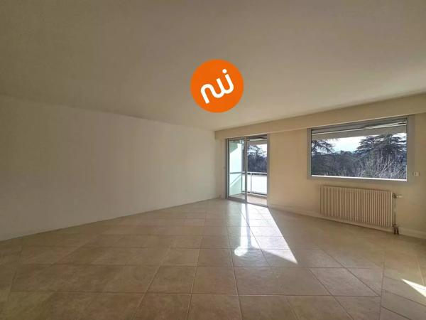 DERNIER ETAGE - Appartement T4 104m²