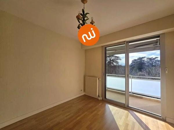 DERNIER ETAGE - Appartement T4 104m²