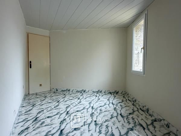 Appartement
                                                                                                                                                                                                                                                                                                                        3 pièce(s)                                                                                                                                                                                                          2 chambre(s)                                                                                                                                                                                                          42  m²