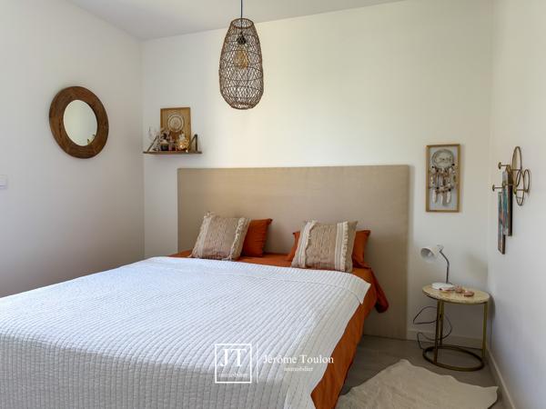 Maison
                                                                                                                                                                                                                                                                                                                        4 pièce(s)                                                                                                                                                                                                          3 chambre(s)                                                                                                                                                                                                          100  m²