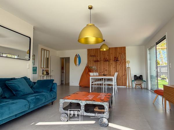 Maison
                                                                                                                                                                                                                                                                                                                        4 pièce(s)                                                                                                                                                                                                          3 chambre(s)                                                                                                                                                                                                          100  m²