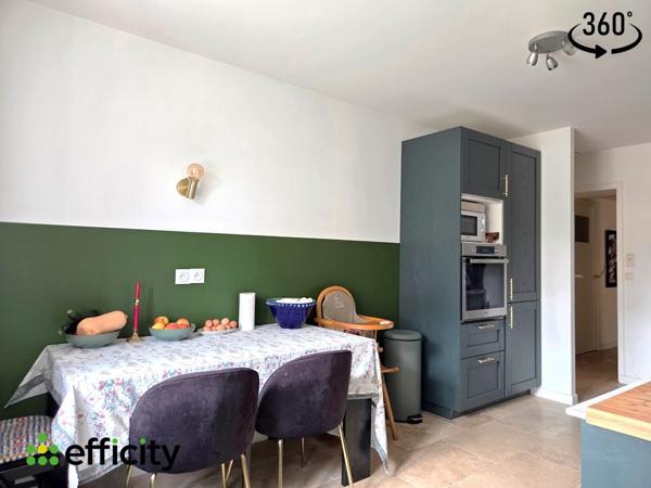 Maison
         6 pièces
        - 143 m² Exclusivité 429 525 € *