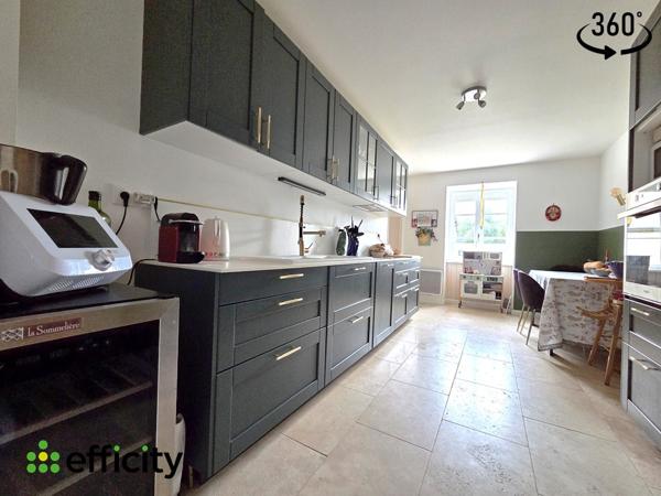Maison
         6 pièces
        - 143 m² Exclusivité 429 525 € *