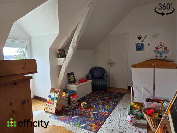 Maison
         6 pièces
        - 143 m² Exclusivité 429 525 € *