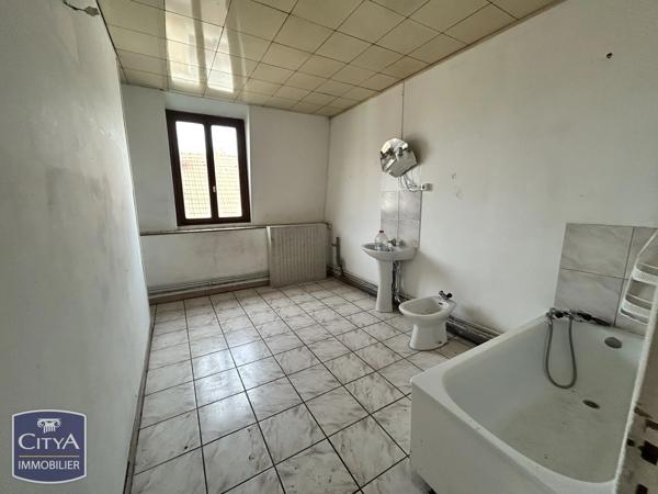 Appartement à vendre 6 pièces 159.41m² Saint-Quentin (02100)