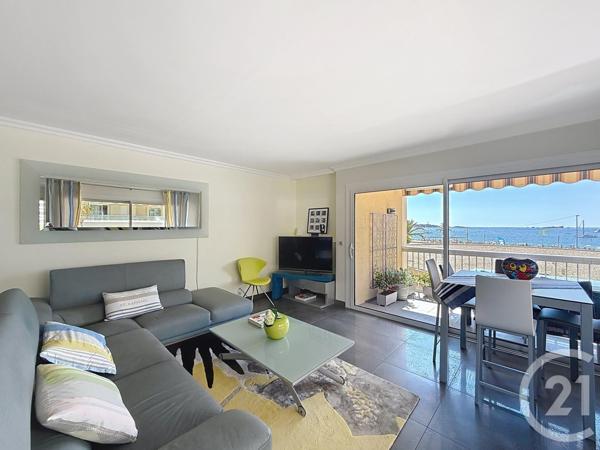 Appartement T4 à vendre  4 pièces - 89,69 m2 FREJUS - 83