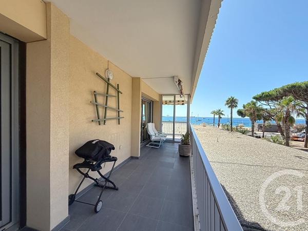 Appartement T4 à vendre  4 pièces - 89,69 m2 FREJUS - 83