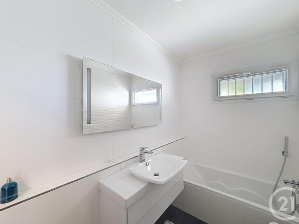 Appartement T4 à vendre  4 pièces - 89,69 m2 FREJUS - 83