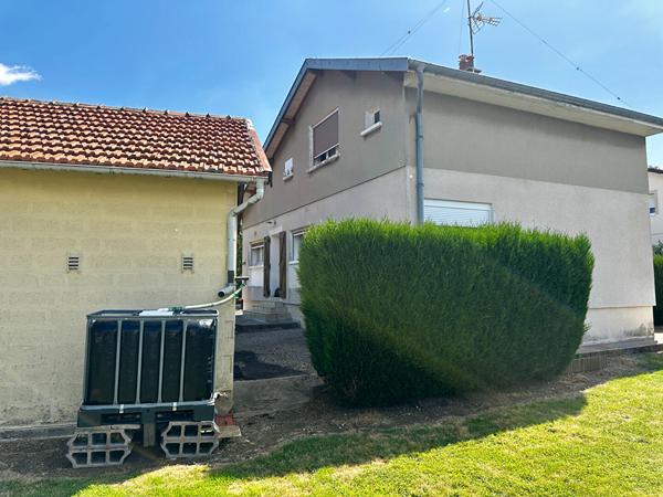 GIRONCOURT SUR VRAINE - Maison familiale d'environ 120 m² sur terrain clos de 644 m²
