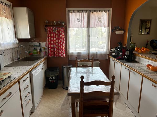 GIRONCOURT SUR VRAINE - Maison familiale d'environ 120 m² sur terrain clos de 644 m²