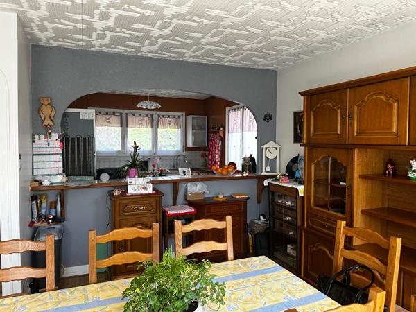 GIRONCOURT SUR VRAINE - Maison familiale d'environ 120 m² sur terrain clos de 644 m²