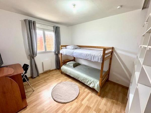 Très belle maison de Plain-pied 4 chambres, construction de 2010