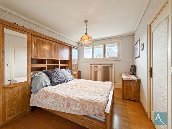 Maison Bruyeres Le Chatel 5 pièces- 133 m² - Sous-sol total, Terrain de 1019 m²