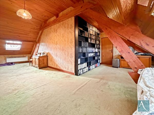 Maison Bruyeres Le Chatel 5 pièces- 133 m² - Sous-sol total, Terrain de 1019 m²