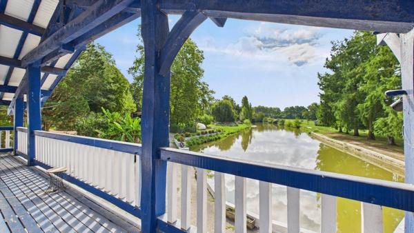 Propriété agricole de caractère avec moulin, terres et bâtiments à 40 minutes de Hossegor Peyrehorade