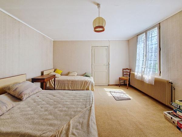 Maison Chateauneuf Sur Sarthe 3 pièce(s) 79 m2