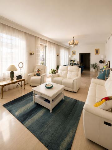 APPARTEMENT TYPE 5 / TERASSE VUE MER / RÉSIDENCE DE STANDING / PISCINE ET TENNIS