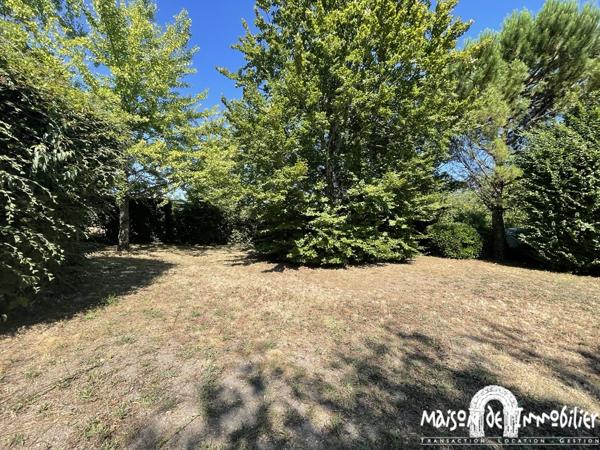 Location Maison d'architecte - 4 pièces - 116m² - Parc de 1100m² et atelier - COGNAC