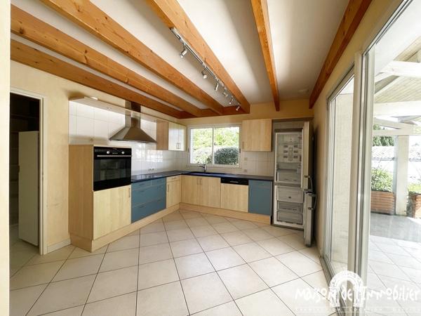 Location Maison d'architecte - 4 pièces - 116m² - Parc de 1100m² et atelier - COGNAC