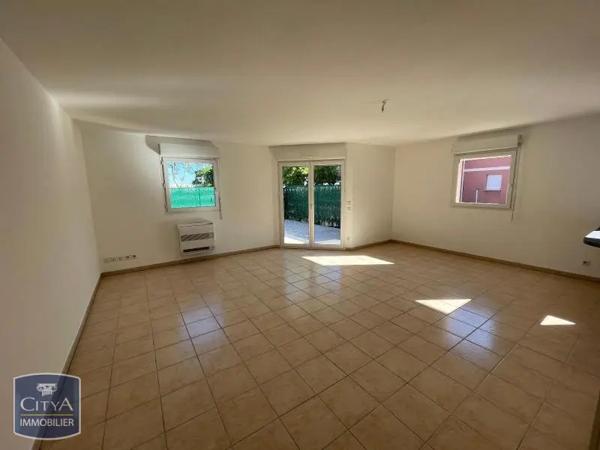 Appartement à louer 4 pièces 92.04m² Saint-Christol-lez-Alès (30380)