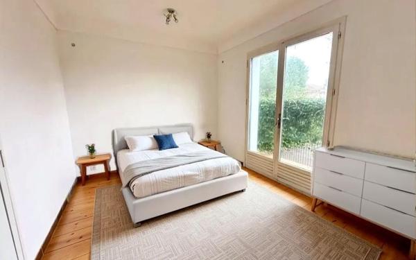 Maison à vendre    6 pièces •  Saint-Vincent-de-Tyrosse