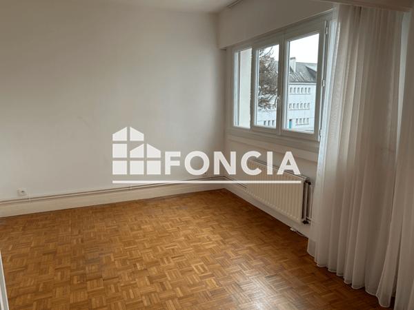 Location Appartement 6 pièces 112.92 m² - 14 SQUARE CLISSON Lorient 56100