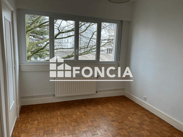 Location Appartement 6 pièces 112.92 m² - 14 SQUARE CLISSON Lorient 56100