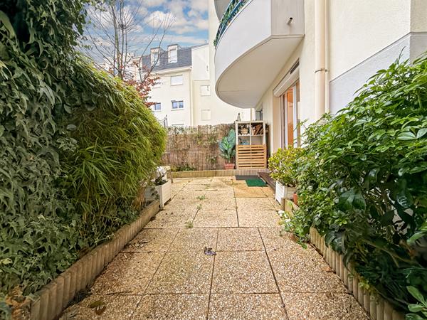 Appartement Jouy Le Moutier 4 pièce(s) 77.07 m2