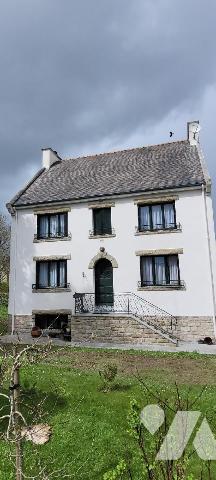 AUDIERNE - A proximité des commerces - Belle maison traditionnelle de bonne construction et trè...