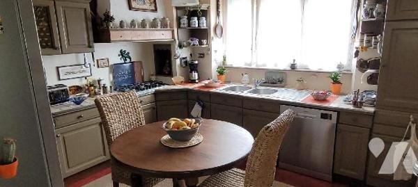 AUDIERNE - A proximité des commerces - Belle maison traditionnelle de bonne construction et trè...