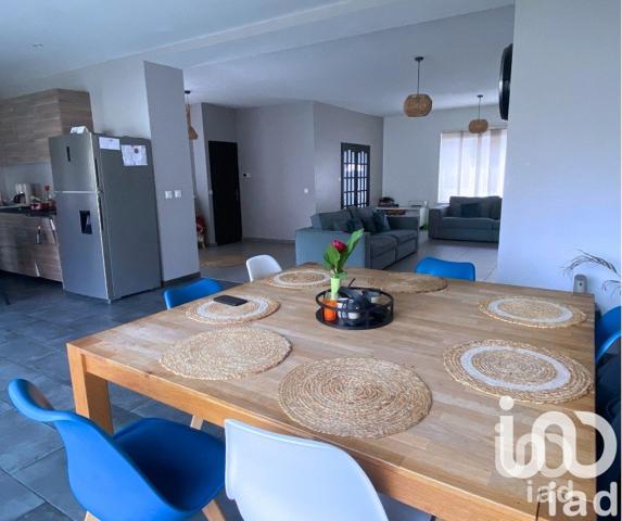 Maison 6 pièces de 183 m² à Wattrelos (59150)