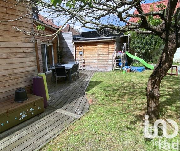 Maison 6 pièces de 183 m² à Wattrelos (59150)