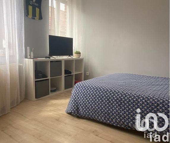 Maison 6 pièces de 183 m² à Wattrelos (59150)