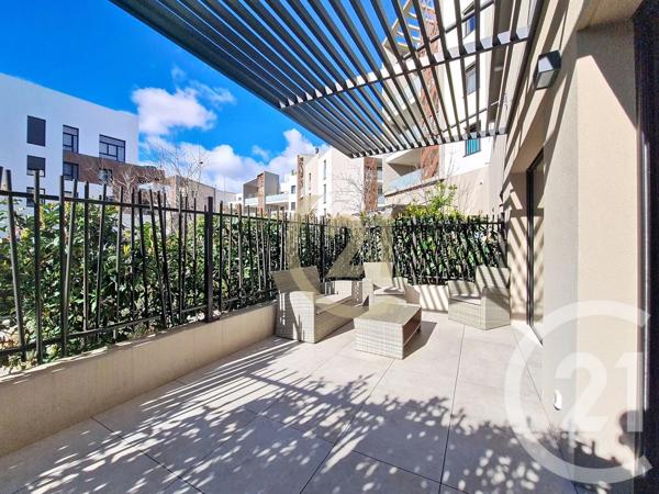 Appartement F4 à vendre  4 pièces - 86 m 2   ST JEAN DE VEDAS  - 34