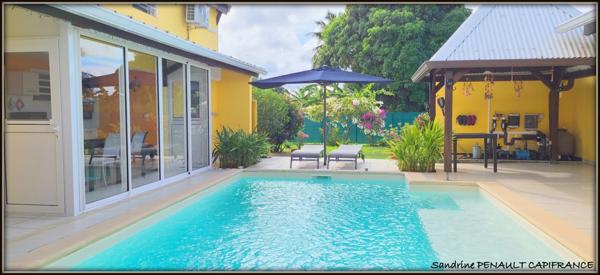 A VENDRE A KOUROU (97310) UNE MAGNIFIQUE PROPRIETE DE 165 m² - TERRAIN DE 462 m² - AU PRIX DE 448 000 €.