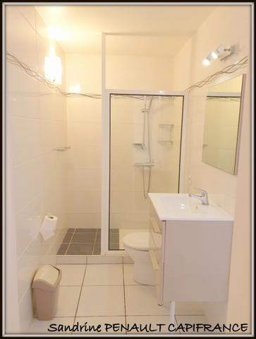 A VENDRE A KOUROU (97310) UNE MAGNIFIQUE PROPRIETE DE 165 m² - TERRAIN DE 462 m² - AU PRIX DE 448 000 €.