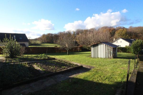 Maison familiale avec fort potentiel – Terrain divisible de 24 ares