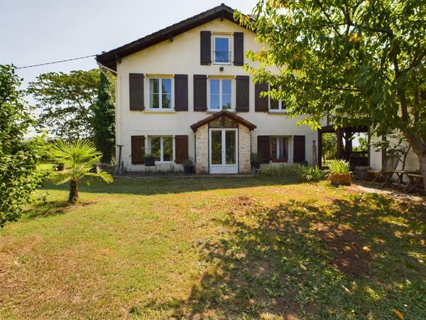 Clairac (47320) Clairac Maison Avec 5 Chambres, Grange Au Bord De L'eau