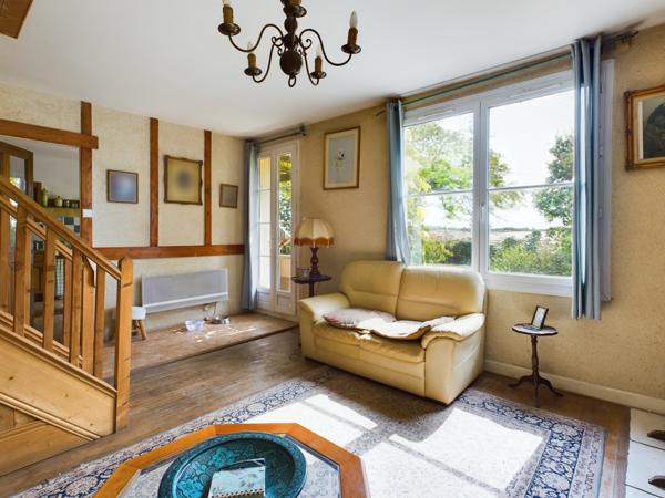 Clairac (47320) Clairac Maison Avec 5 Chambres, Grange Au Bord De L'eau