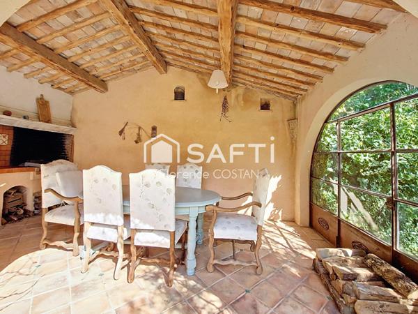 Magnifique maison style Bastide en plein coeur de Velaux - Coup de coeur assuré